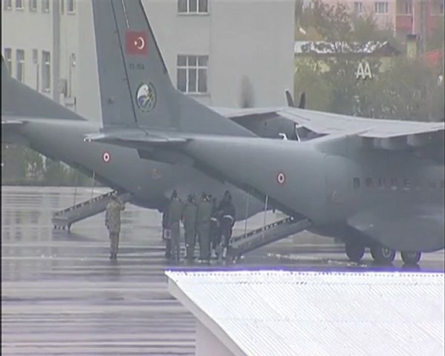 Hakkari'deki hain saldırıda şehit olan 24 Mehmetçik, Van'dan uğurlandı