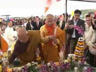 Pose de la première pierre 02 mai 2011 4/4