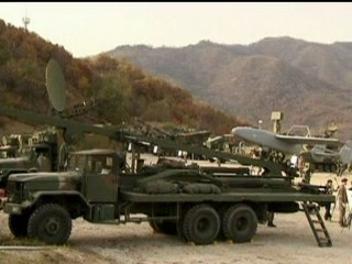 SOUTH KOREA: Army displays weapons