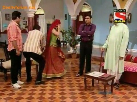 Chintu Chinky Aur Ek Badi Si Love Story - 20th October 2011 - p1