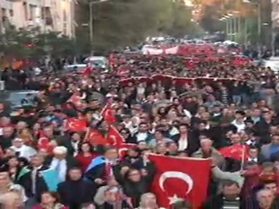 Yalova'dan Teröre Lanet (20:10:2011-17:00)
