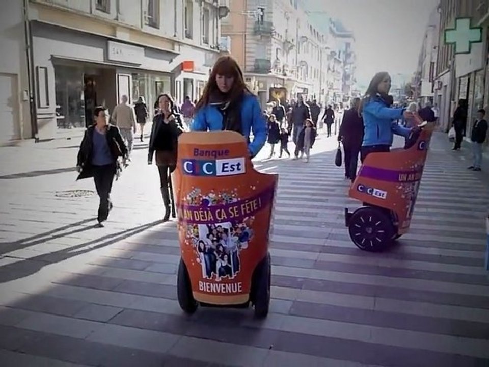 Campagne communication street marketing - Mobilboard Segway Strasbourg / CIC