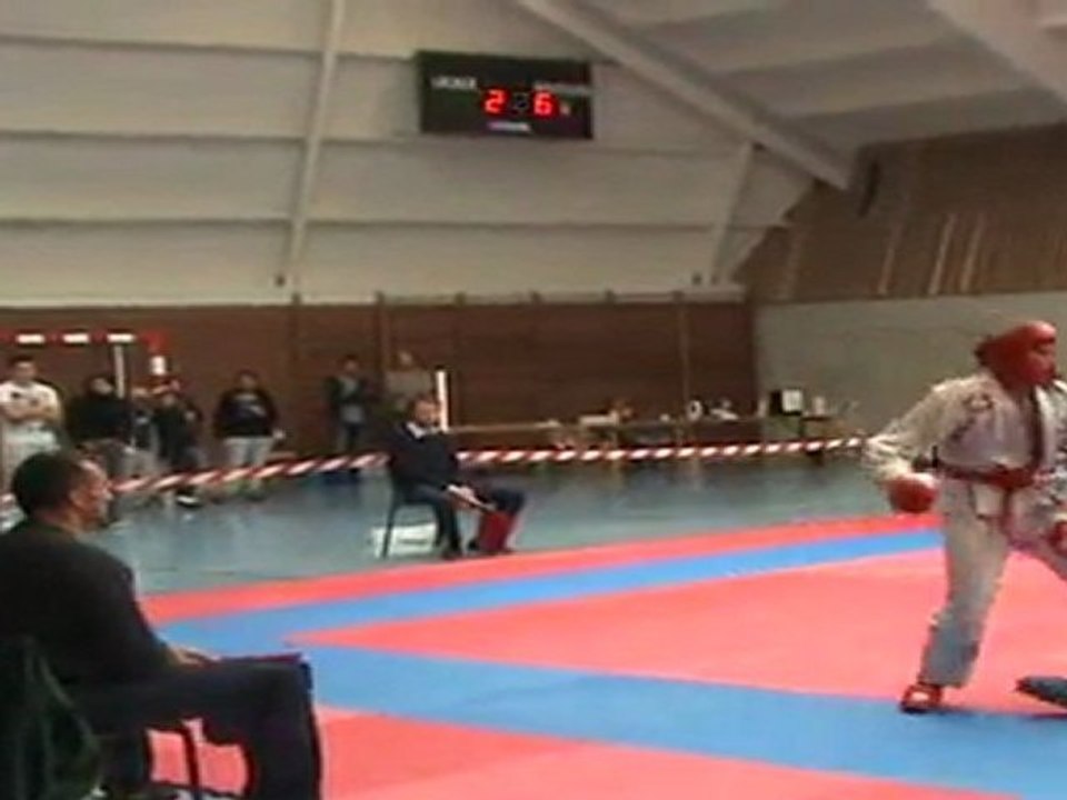 2 round Vincent rével