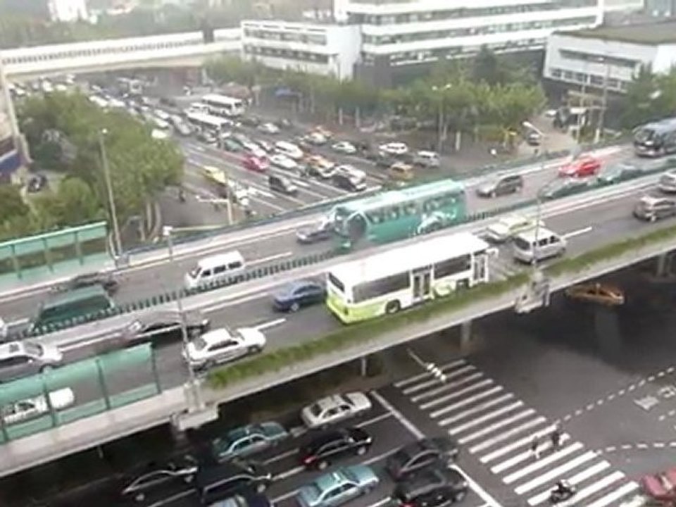 00022 Trafic Caoyang Road