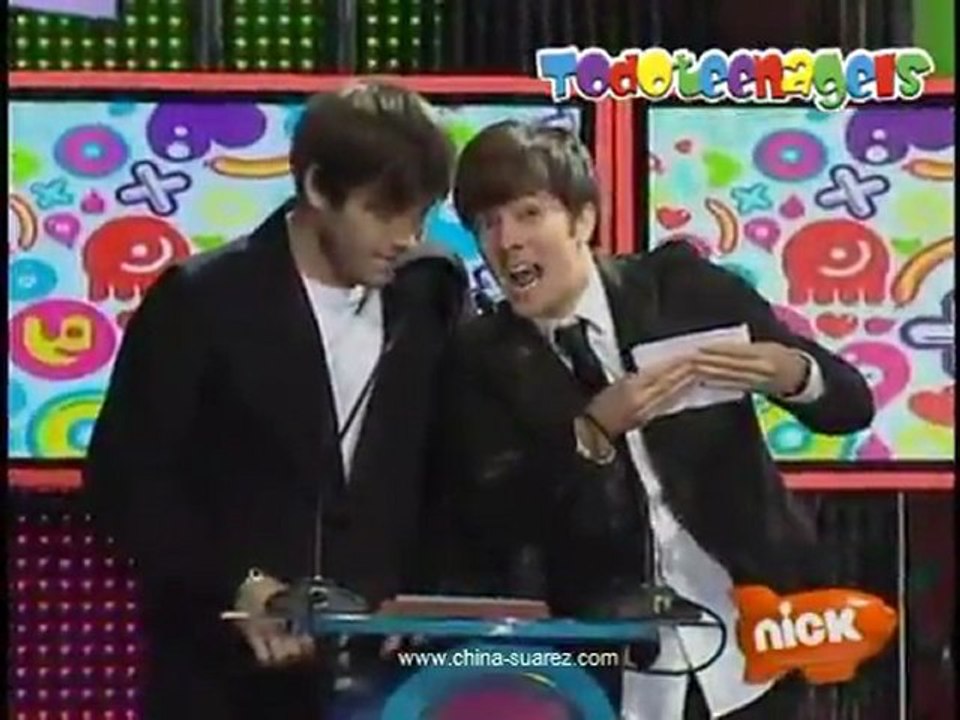 Entrega del premio Mejor actriz: Eugenia Suarez KCA