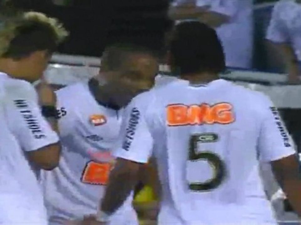 Neymar sigue haciendo diabluras