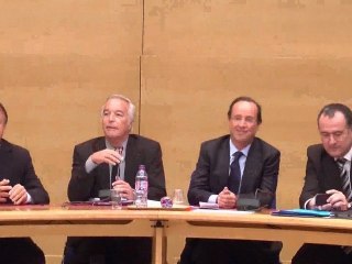 François Hollande invité des sénateurs socialistes