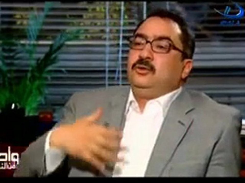 حقيقه موقف ابراهيم عيسى من مبارك