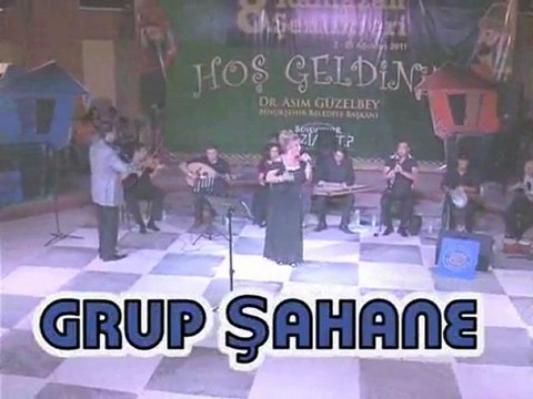 KIRMIZI GÜLÜN ALI VAR AYŞE SAĞYAŞAR GRUP ŞAHANE GAZİANTEP KONSERİ