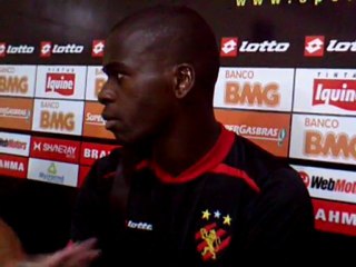 Goleada PE - Tobi não teme calor