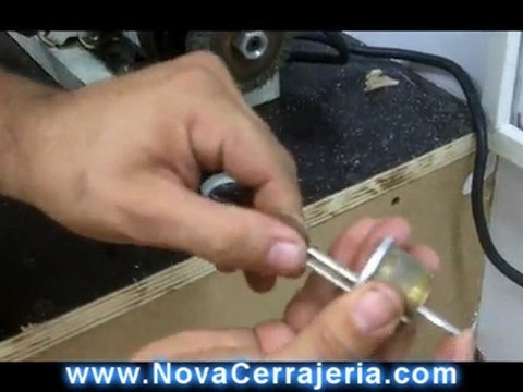 Nova Cerrajería Panamá: Virgilio Frutos, Cerrajero en Panamá