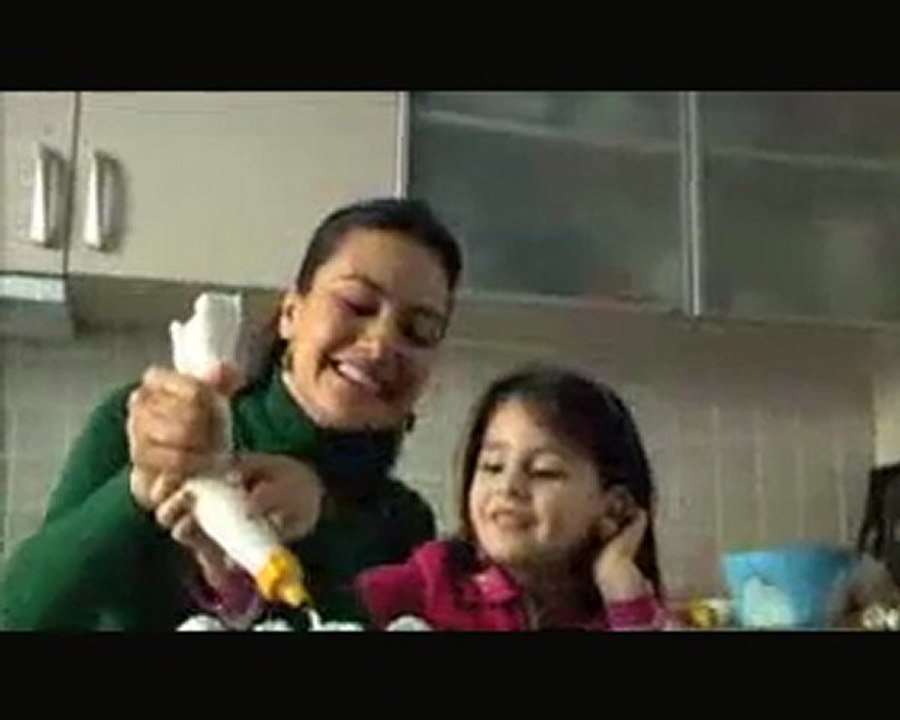 Türk Polisi & Ebru Gündeş,Sibel Can,Serdar Ortaç,Orhan Gencebay...