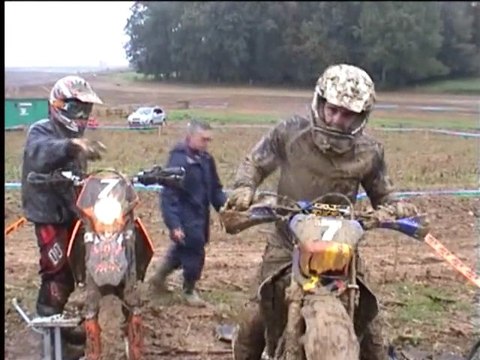 Les charlots de l'enduro 3 à l'endurance TT d'Evans (39)