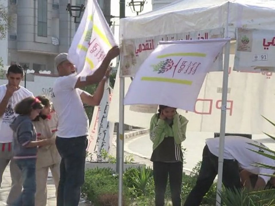 Tunisie: neuf mois après la révolution, le pays...
