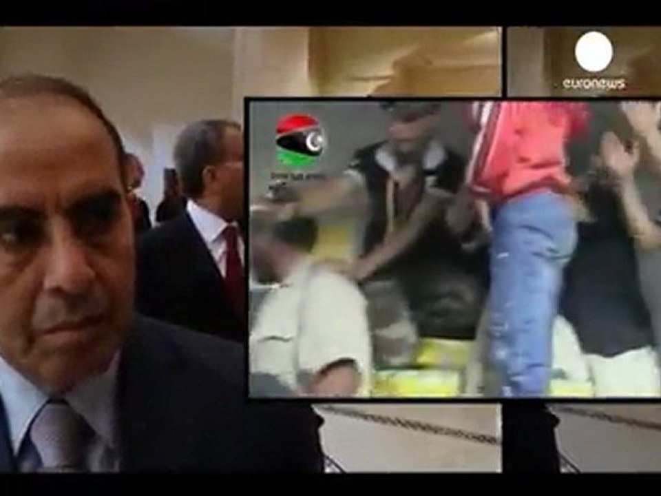 Gaddafi's wife wants former leader buried in hometown