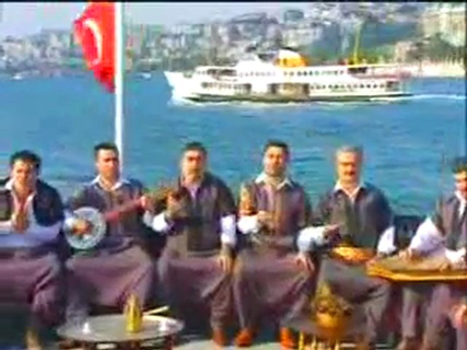 Ne Sevdiğin Belli Ne Sevmediğin-Sıra Geceleri
