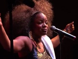 Leela James - My Joy (Live @ Bizz'Art) [2011-10-22]