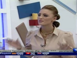 Genta Ismajli Musafire Facebook - 1 Kafe me Labin