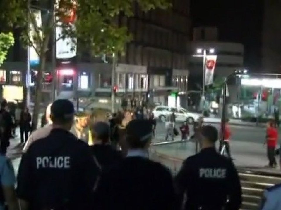 Police arrest Occupy Sydney protesters