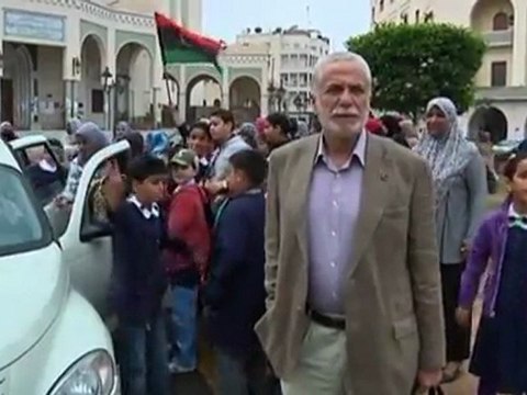 Libyans divided over Gaddafi burial