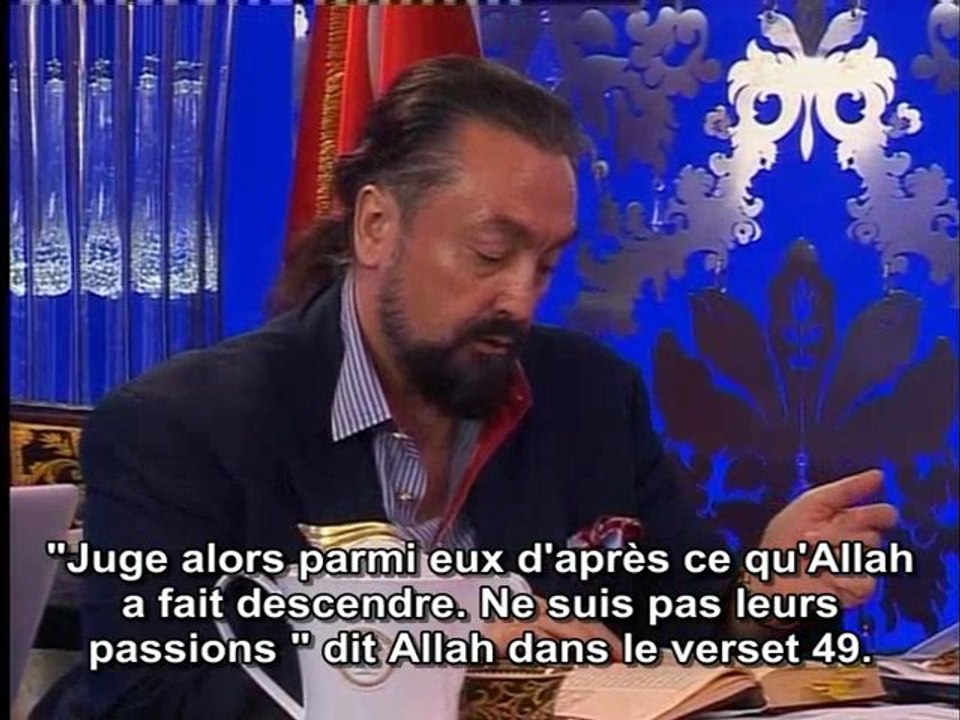 Des explications  de la Sourate Al-Maidah - Notre Prophète (pbsl) gouvernait les Juifs avec l'original de la Torah et les Chrétiens avec l'original de l’Evangile