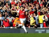 Arsenal 3-1 Stoke Van Persie double, Gervinho, Crouch scored