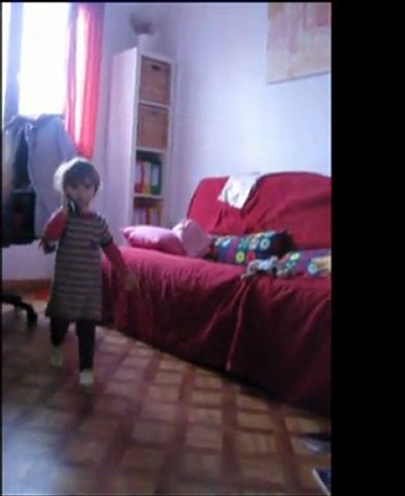 Charlotte téléphone