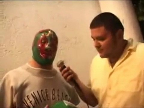 Mil Mascaras entrevista - EGOista por no firmar mascara pirata ??