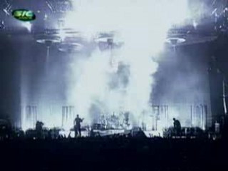 Rammstein - Links 234 live 2001 berlin