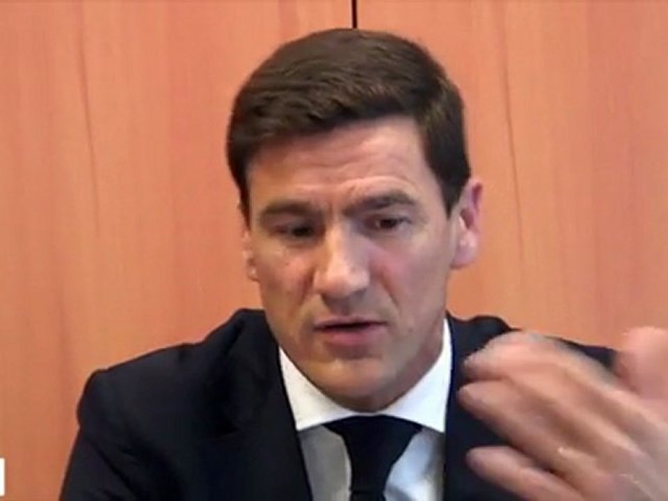 POWERPOINT : UN LOGICIEL QUI REND STUPIDE ? Interview de Frank Frommer et Nicolas Lioliakis