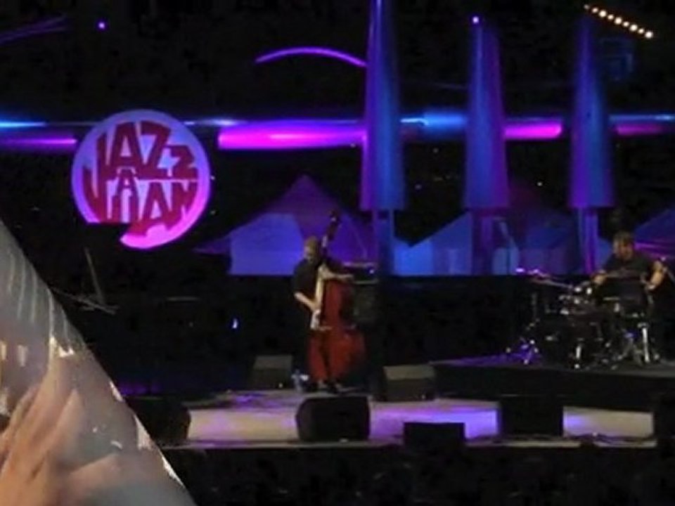 Teaser Grégory OTT Trio à Jazz à Juan pour les Révélations 2011 - Prix Radio France