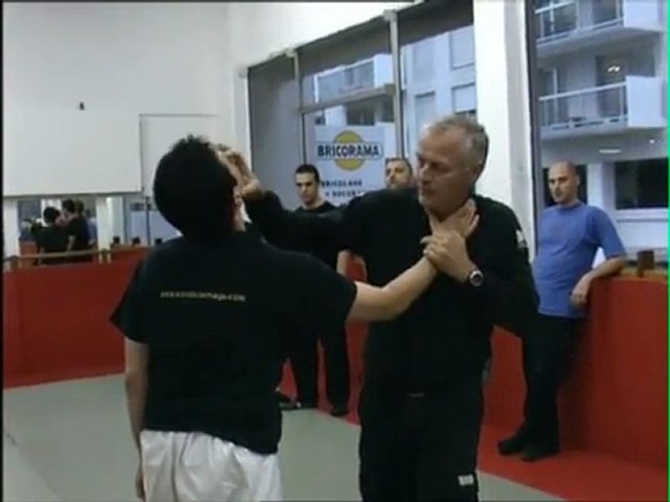Extrait de cours de close-combat