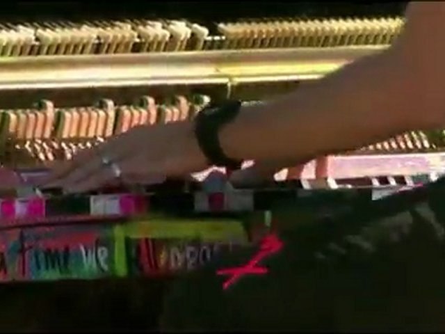Coldplay - Fix You @ Steve Jobs Memorial