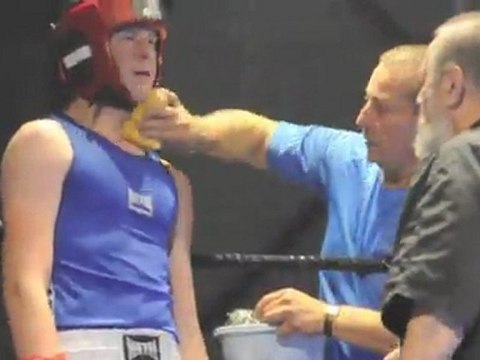 Boxe : Christian Dubreucq remporte son premier combat amateur