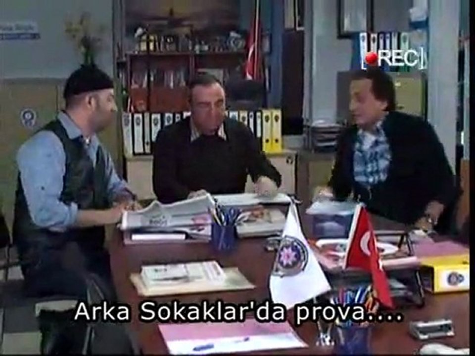 Dikkat Seyirci Var!