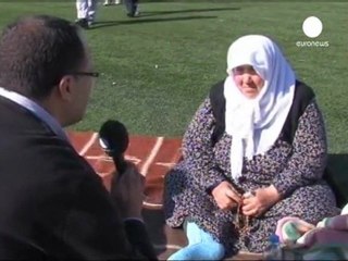 Miles de desplazados pasan la noche al raso en Van