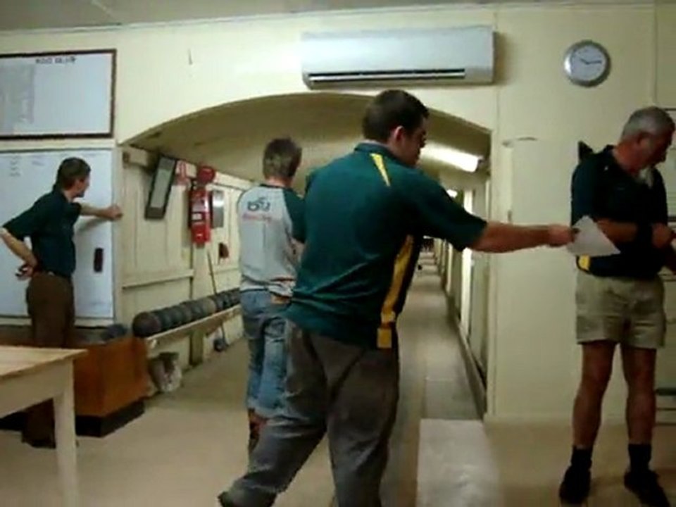 Timmy playing Kegel - Tanunda - SA - AUSTRALIA