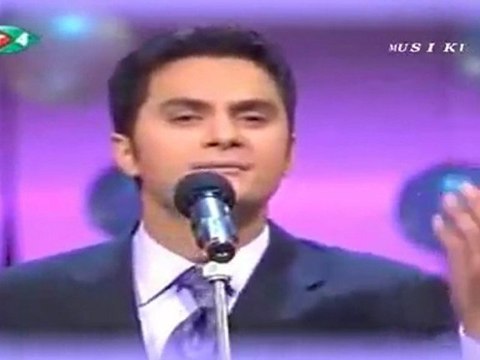 Bekir Ünlüataer - Bir göz aşinalığı var aramızda.HD