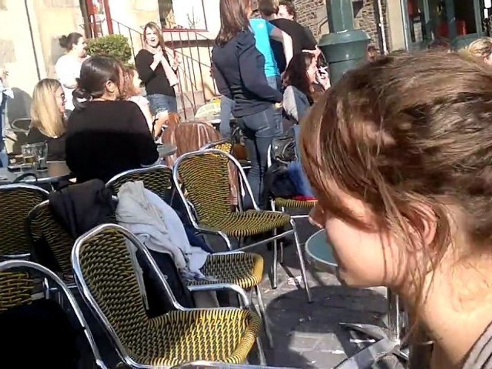 Place des Lices...un dimanche après-midi normal à Rennes...