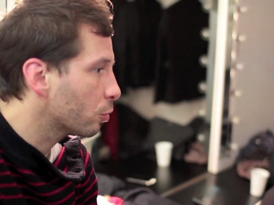 ALEX BEAUPAIN BACKSTAGE