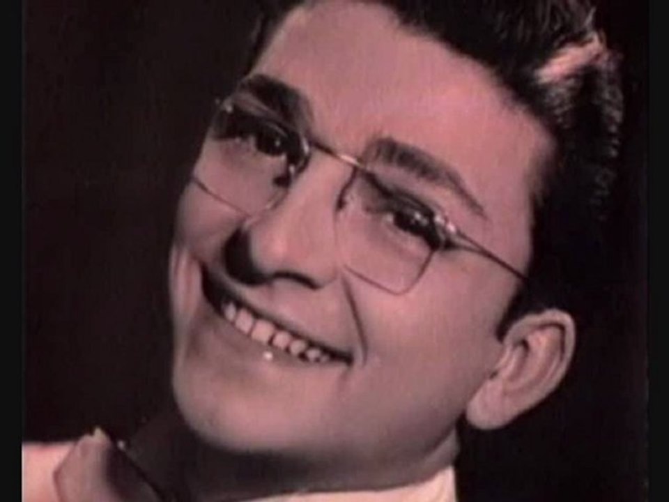 Zeki Müren - SEVİL DE SEVME