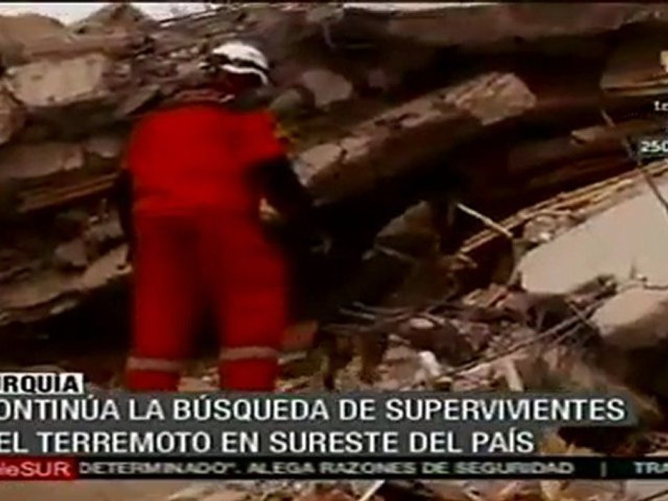 Continúan labores de rescate tras terremoto en Turquía