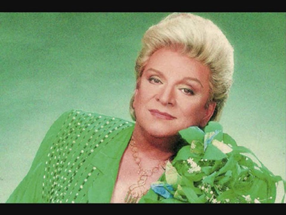 Zeki Müren - BEN GAMLI HAZAN