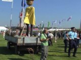 Terres à l'envers : Trophées de l'installation