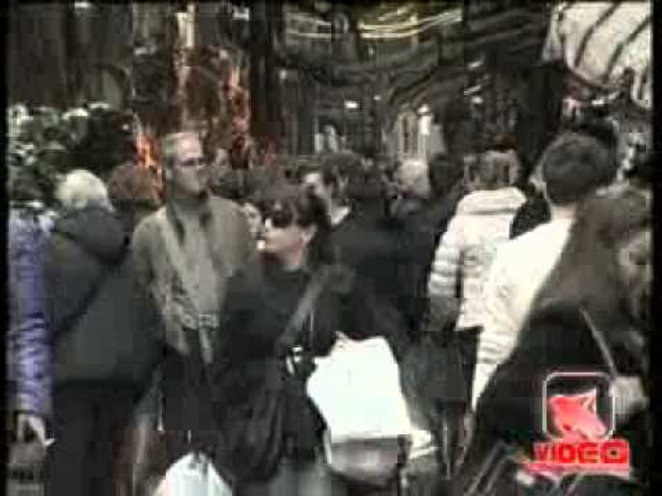 Napoli - Gli artigiani di via del pastori sul piede di guerra