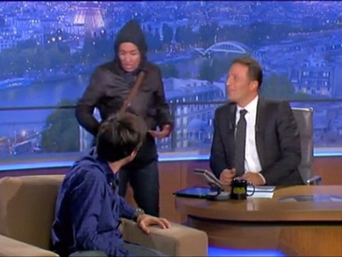 CE SOIR AVE ARTHUR Amelle chahbi en julien émission 4 saison 2