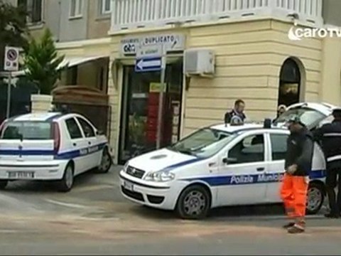 Icaro Tv. Olio sul ponte di Tiberio, traffico in tilt