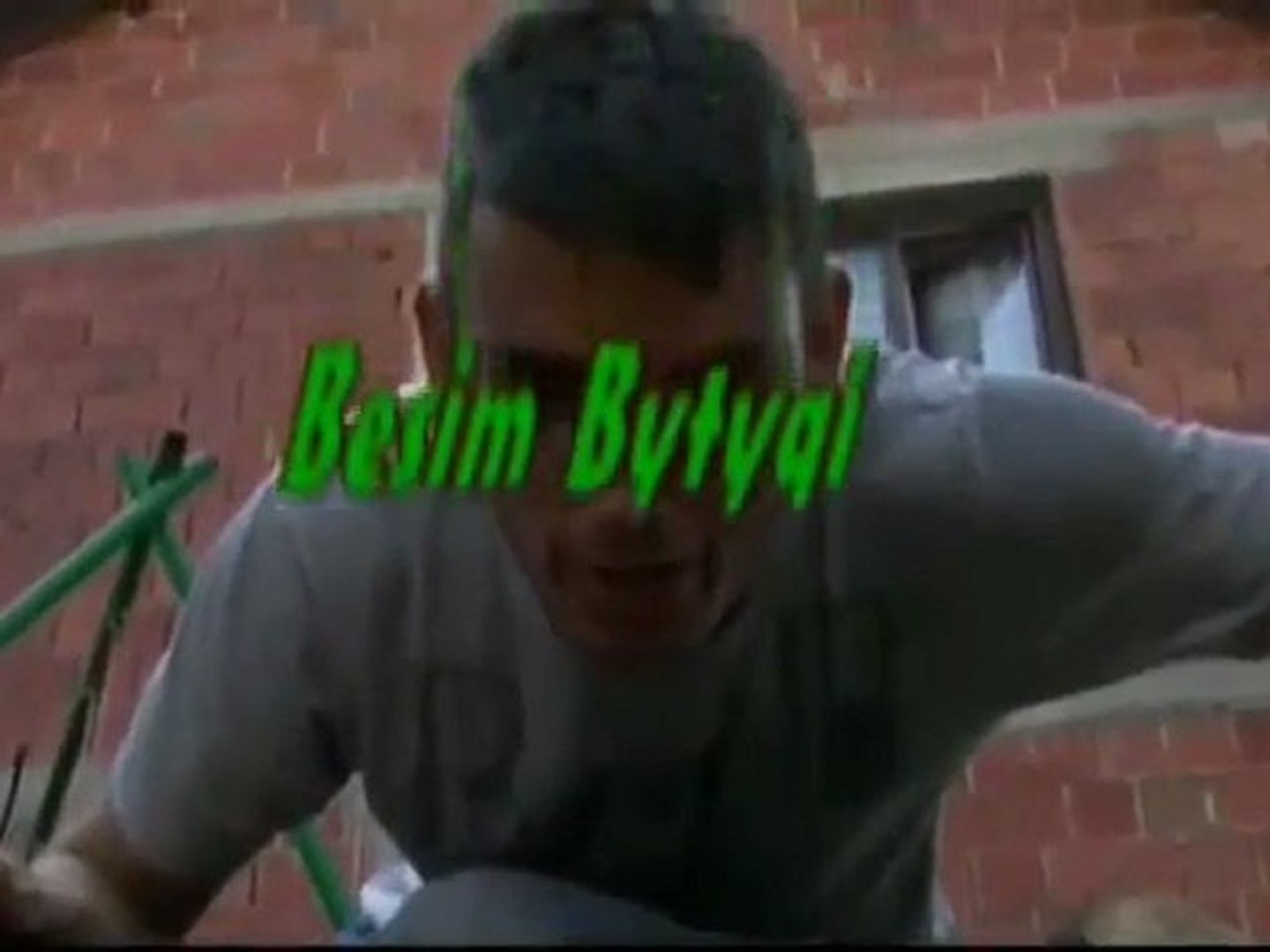 Humor Shqip - Lalush Sheherlia 2o11