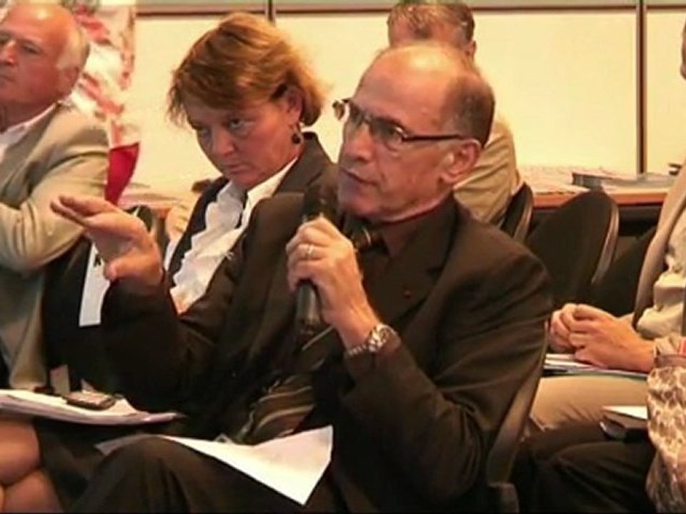 Signature d'une convention de partenariat entre Genopole et Scientipôle Initiative