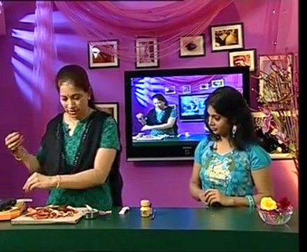 How to Make Dried Flowers Wall Frames - New Look - 03